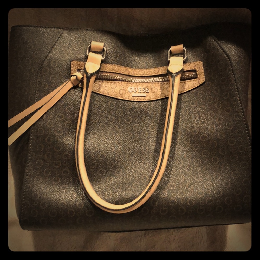 Hand bag